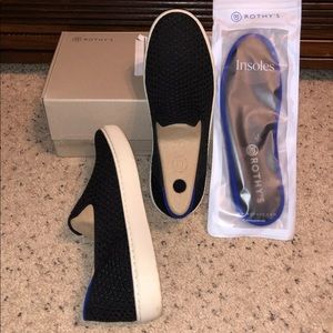 HTF Rothys black homeycomb sneaker